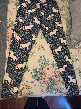 LuLaRoe Navy Unicorn Leggings with Pink & Cream Accents